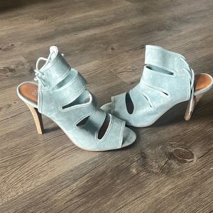 Seychelles Light Blue Play Along Suede Heel